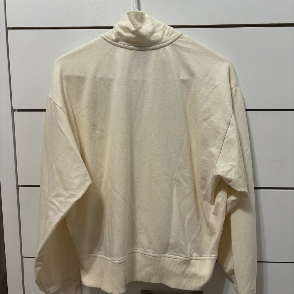 The North Face 1/4 Zip Pullover - Picture 3 of 6